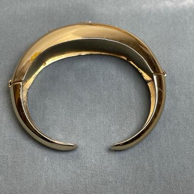 Vintage Coro Pegasus Hinged Bracelet