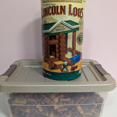 Old West Jail House Container & Lincoln Logs (BR3)