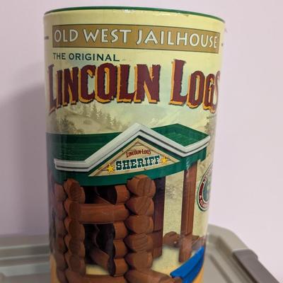 Old West Jail House Container & Lincoln Logs (BR3)