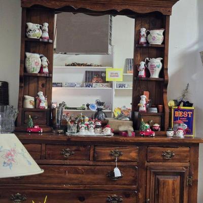 1950's country style kitchen hutch