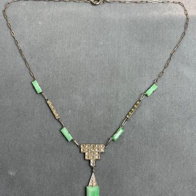 Antique Art Deco Green Glass Necklace