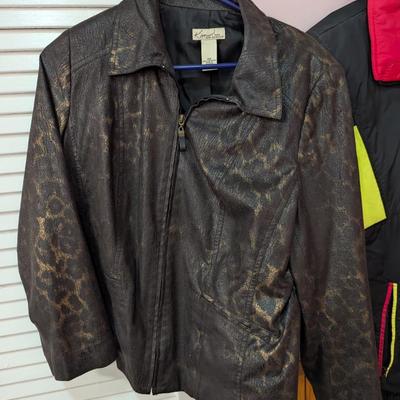 Various Brands Of Jackets Fleece Size Large/XL (BR3)