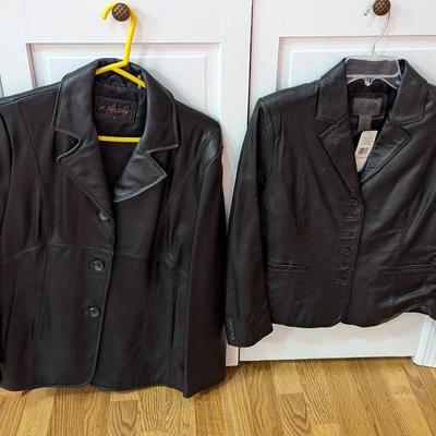 M. Julian Coat Size XL & Uniform Petite John Paul Richard Leather Size 10 (BR3)
