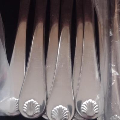 Reed & Barton Stainless Flatware- Approx 80 Pieces