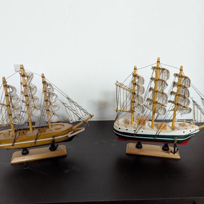 Wooden Sailboat Sailing Ship Models (O)