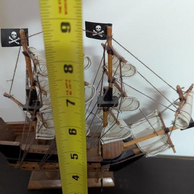 Wooden Sailboat Sailing Ship Models (O)