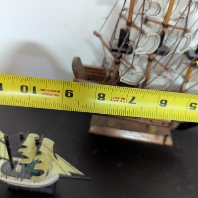 Wooden Sailboat Sailing Ship Models (O)