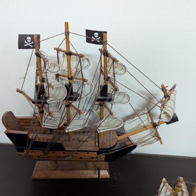 Wooden Sailboat Sailing Ship Models (O)