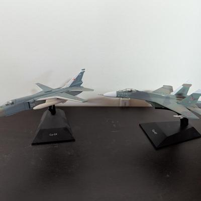 Diecast Russian Airplanes Cy-24 & Cy27 (O)