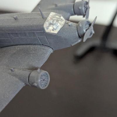 Plastic Model Airplanes (O)