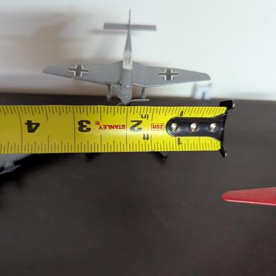 Plastic Model Airplanes (O)