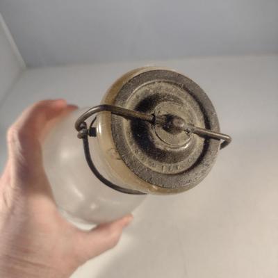 Lee's Hill Farm Morristown, NJ Quart Milk Bottle with Metal Flip Top