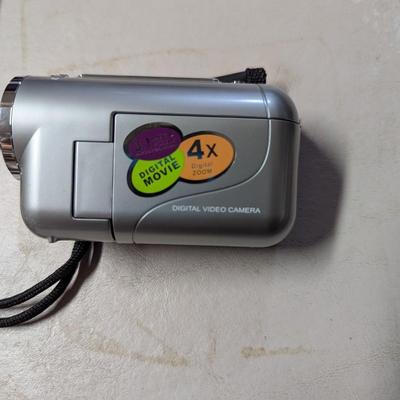 Digital Video Camera Lumix Camera Panasonic Hands Free Telephone SONY Walkman (O)