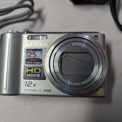 Digital Video Camera Lumix Camera Panasonic Hands Free Telephone SONY Walkman (O)