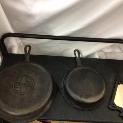 Griswold 8 and 5 Cast Iron Pan And Cast Iron Trivet