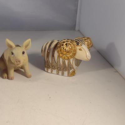 Assorted Home Decor