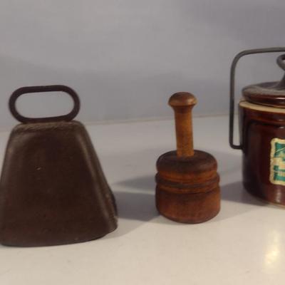 Assorted Milk/Dairy Accessories