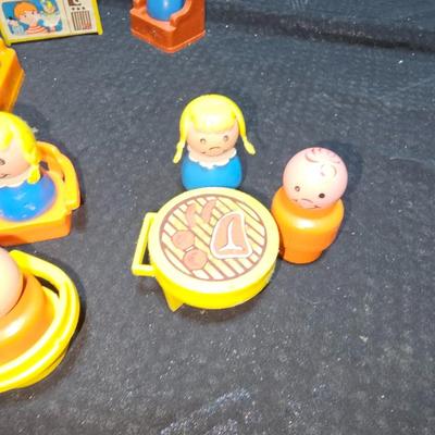 Vintage fisher Price little people with little people furniture and accessories