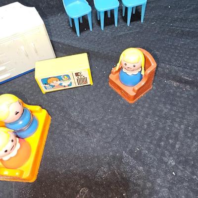 Vintage fisher Price little people with little people furniture and accessories