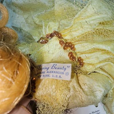 Vintage Madame Alexander 13" Sleeping Beauty Doll #1595 New York USA. with original tag