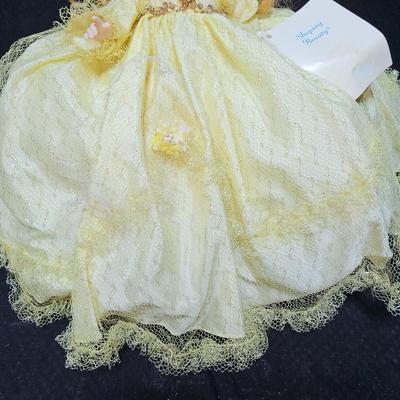 Vintage Madame Alexander 13" Sleeping Beauty Doll #1595 New York USA. with original tag