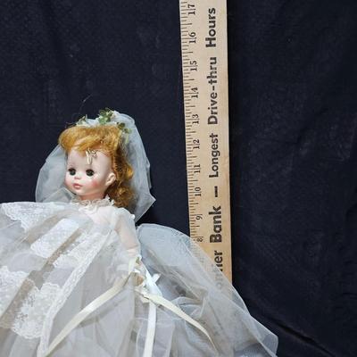 Madame Alexander Mary Ann Bride Doll 1974 Wedding Gown Veil - With tag -