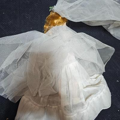 Madame Alexander Mary Ann Bride Doll 1974 Wedding Gown Veil - With tag -
