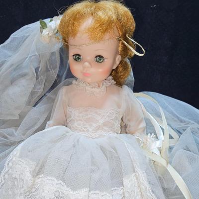 Madame Alexander Mary Ann Bride Doll 1974 Wedding Gown Veil - With tag -