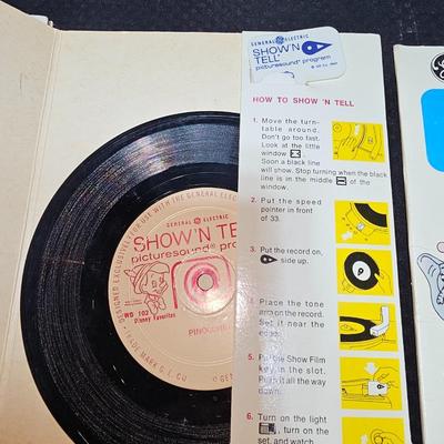 Disney Show N' Tell records, complete with slides - Peter Pan - Pinocchio - Winnie the pooh - Cinderella -Snow White