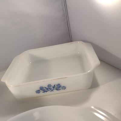 Anchor Hocking Blue Cornflower White Glass Casserole Dishes