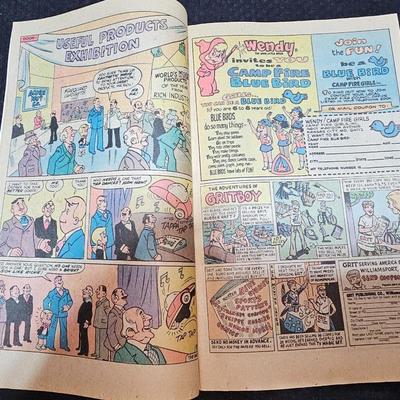 Vintage comic books - Richie Rich - Betty Veronica