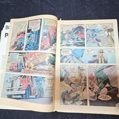 Vintage comic books - Lois Lane - Freedom Fighters - Batman - Atom and Flash and others too!