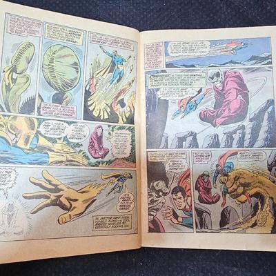 Vintage comic books - Lois Lane - Freedom Fighters - Batman - Atom and Flash and others too!