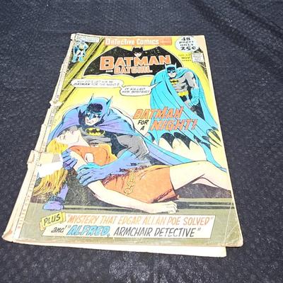 Vintage comic books - Lois Lane - Freedom Fighters - Batman - Atom and Flash and others too!