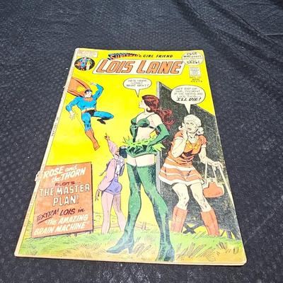 Vintage comic books - Lois Lane - Freedom Fighters - Batman - Atom and Flash and others too!