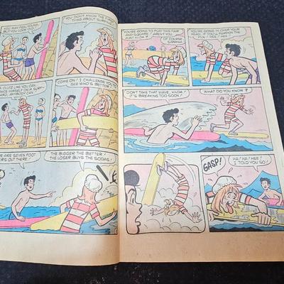 Vintage comic books - Archie's