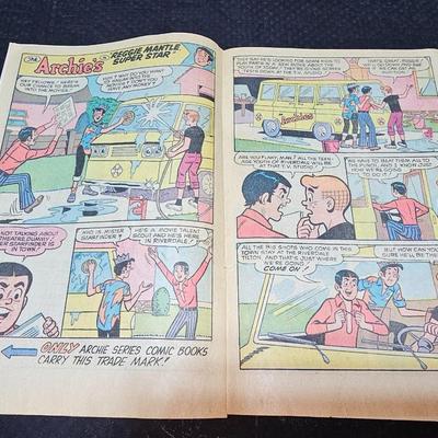 Vintage comic books - Archie's