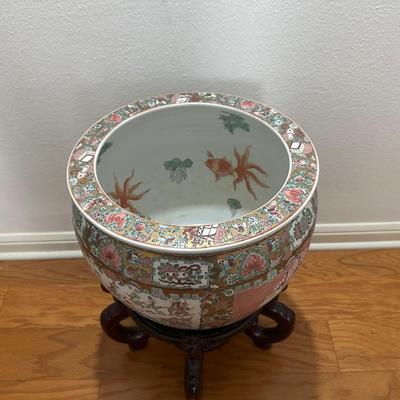 Chinese Rose Medallion Fishbowl Planter