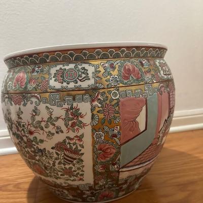 Chinese Rose Medallion Fishbowl Planter