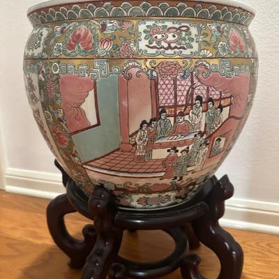 Chinese Rose Medallion Fishbowl Planter