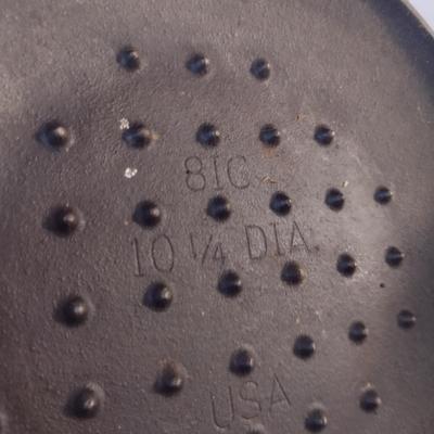 Lodge Cast Iron Dutch Oven 8 DOL with Lid