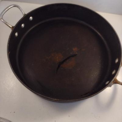Large Magnalite Pan with Lid- 14 Inch