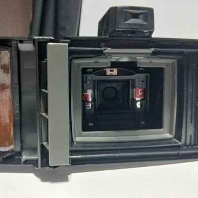 Vintage Polaroid Land Camera Super Color Pack 1973 with some accessories and case