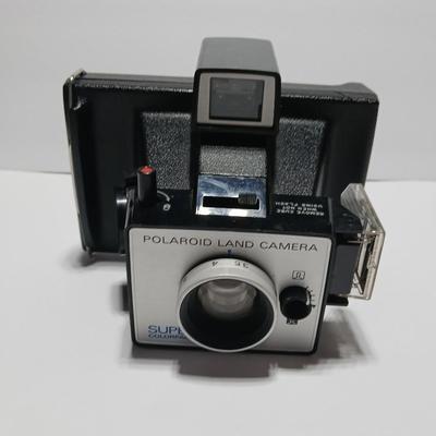Vintage Polaroid Land Camera Super Color Pack 1973 with some accessories and case
