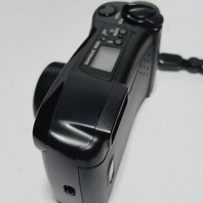 Olympus superzoom 760 camera with case and instructions