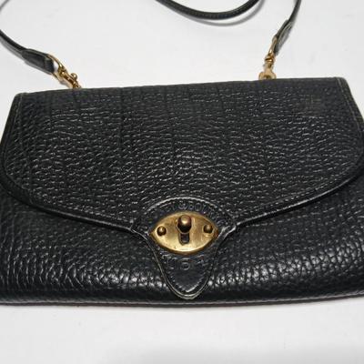 Vintage 90's Dooney & Bourke Black purse Shoulder bag All weather Leather