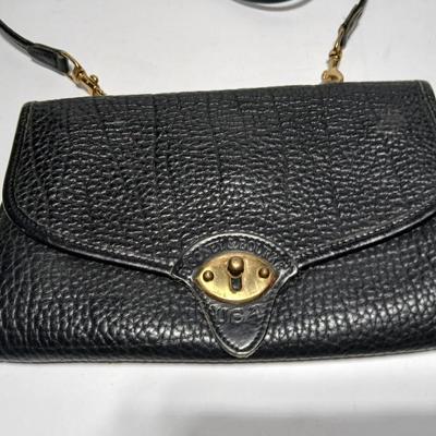 Vintage 90's Dooney & Bourke Black purse Shoulder bag All weather Leather