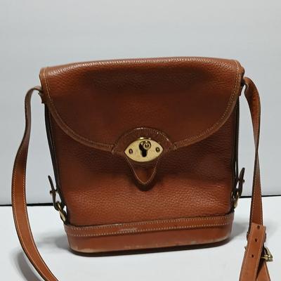 Vintage Dooney & Bourke Messenger Crossbody Bag British Tan Leather Buckle Lock