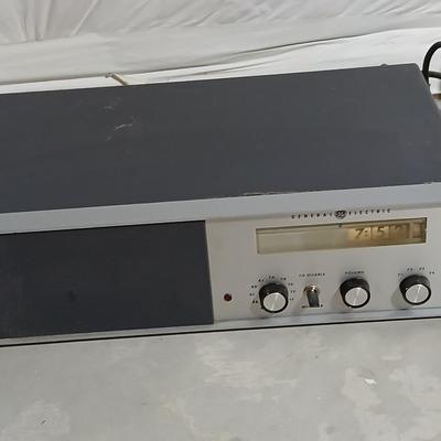 Mobile radio Mastr Progress line two-way FM Stations with magnetic microphone Tested and has volume.