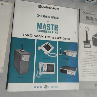 Mobile radio Mastr Progress line two-way FM Stations with magnetic microphone Tested and has volume.